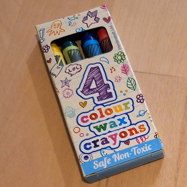 Pack of 4 coloured mini-crayons
